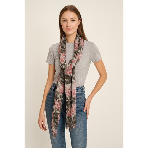 Old Navy Accessories - Floral Print Scarf‎ Gray Pink Lightweight Fashion Accessory Shawl Wrap